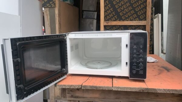 Whirlpool "Cook 25" Microwave Oven - Image 2