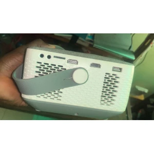 FANGOR Video Projector F-601