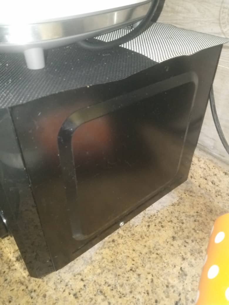 Scanfrost 20L Microwave Oven