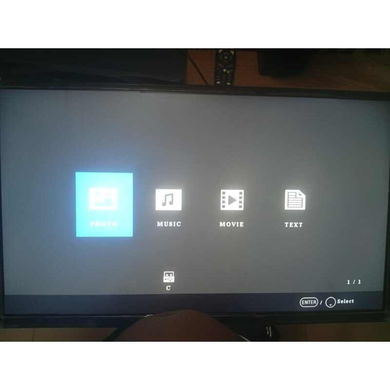 Royal 32" LED TV